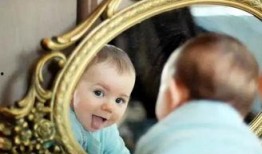 小孩自拍照镜子爆料视频,揭秘小孩自拍照背后的秘密