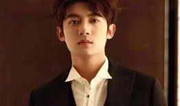 演员成毅最新爆料图片视频,揭秘幕后故事，精彩瞬间尽收眼底