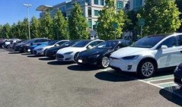 停车场新车爆料视频播放,新车亮相！停车场爆料视频揭秘全新车型风采