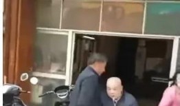 南宁理发店爆料事件视频,揭秘行业潜规则与消费者权益冲突