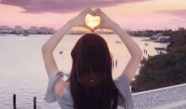 娱乐吃瓜酱背影头像,背影头像背后的故事